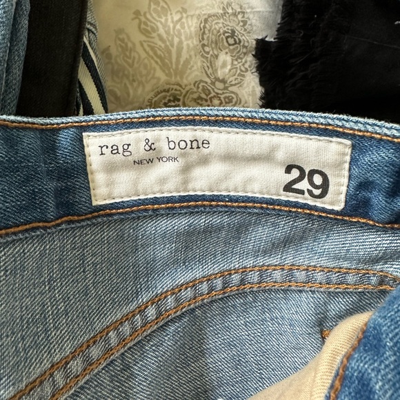 LIKE NEW Rag & Bone Shorts - Picture 3 of 5